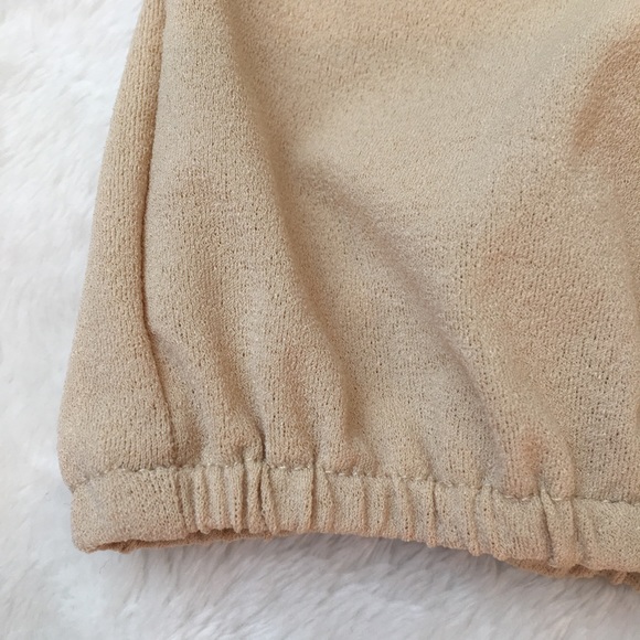 nude colored crop top, laced back, crossed front - Picture 4 of 5